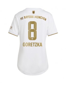 Bayern Munich Leon Goretzka #8 Auswärtstrikot für Frauen 2022-23 Kurzarm